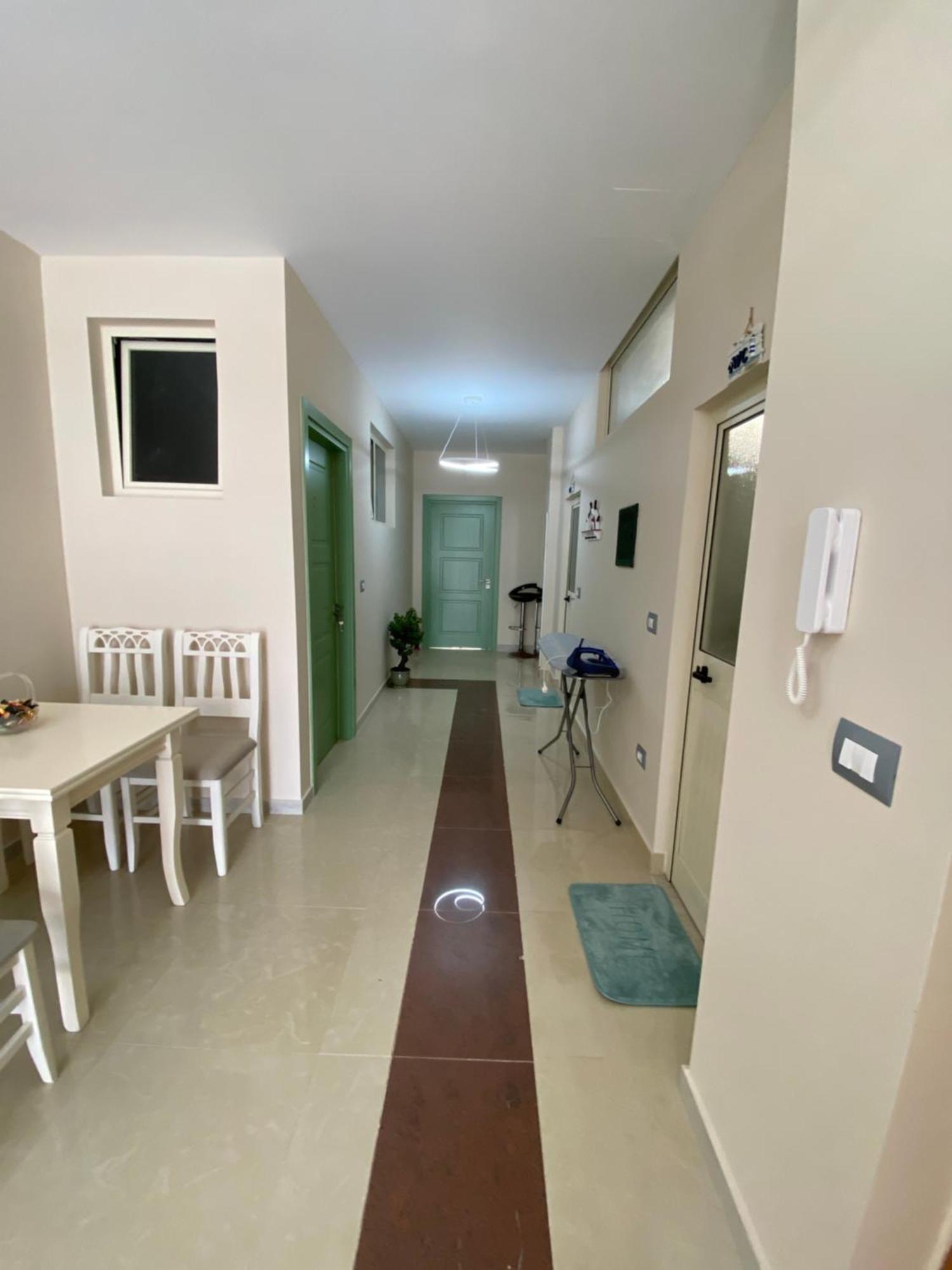 Tinas Rooms Durrës Esterno foto